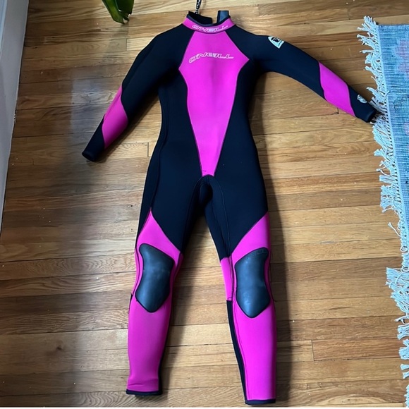 O'Neill Pink and Black Wetsuit Sleeve - Picture 1 of 2